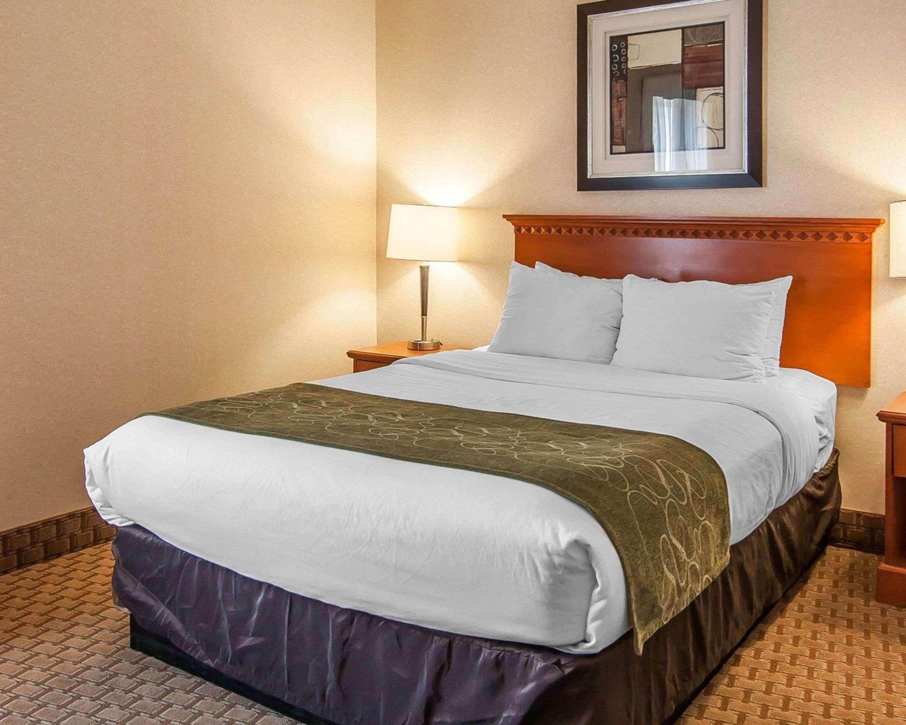 Comfort Suites Redmond Airport Extérieur photo