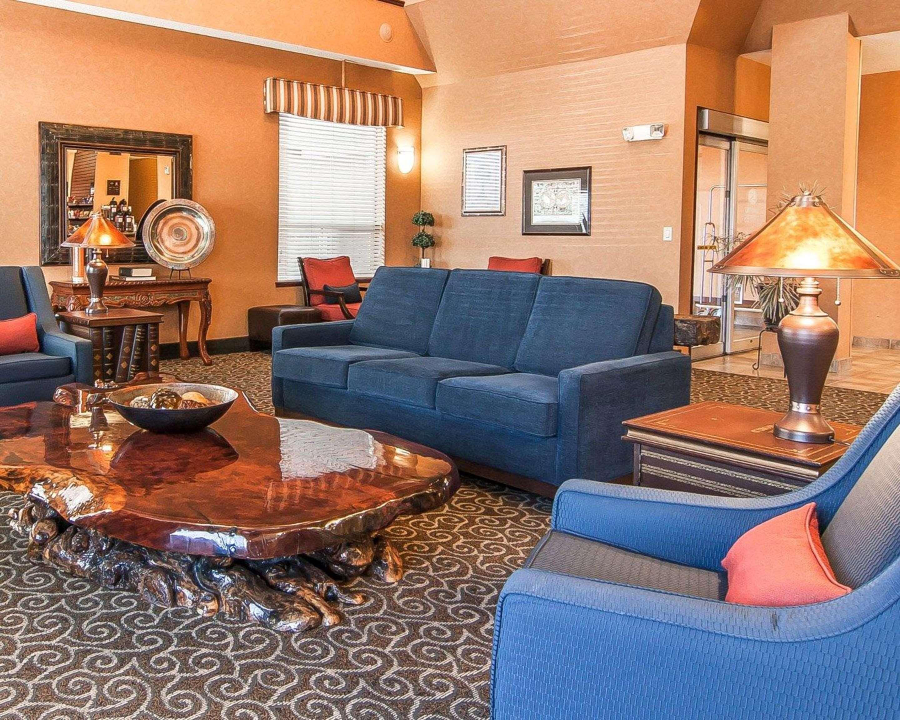 Comfort Suites Redmond Airport Extérieur photo
