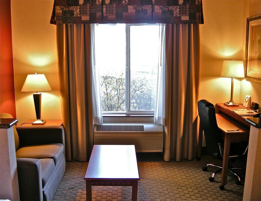 Comfort Suites Redmond Airport Extérieur photo