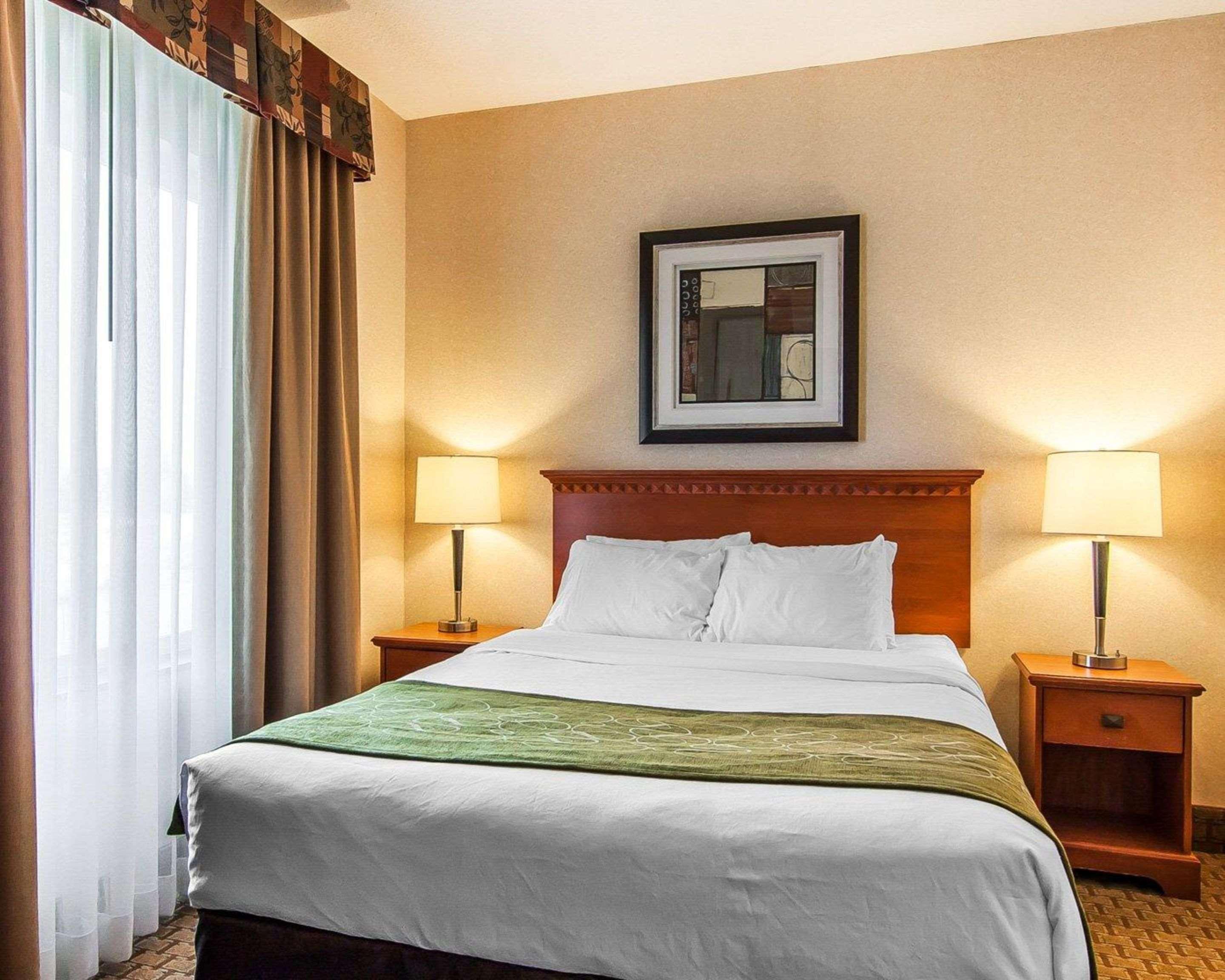 Comfort Suites Redmond Airport Extérieur photo