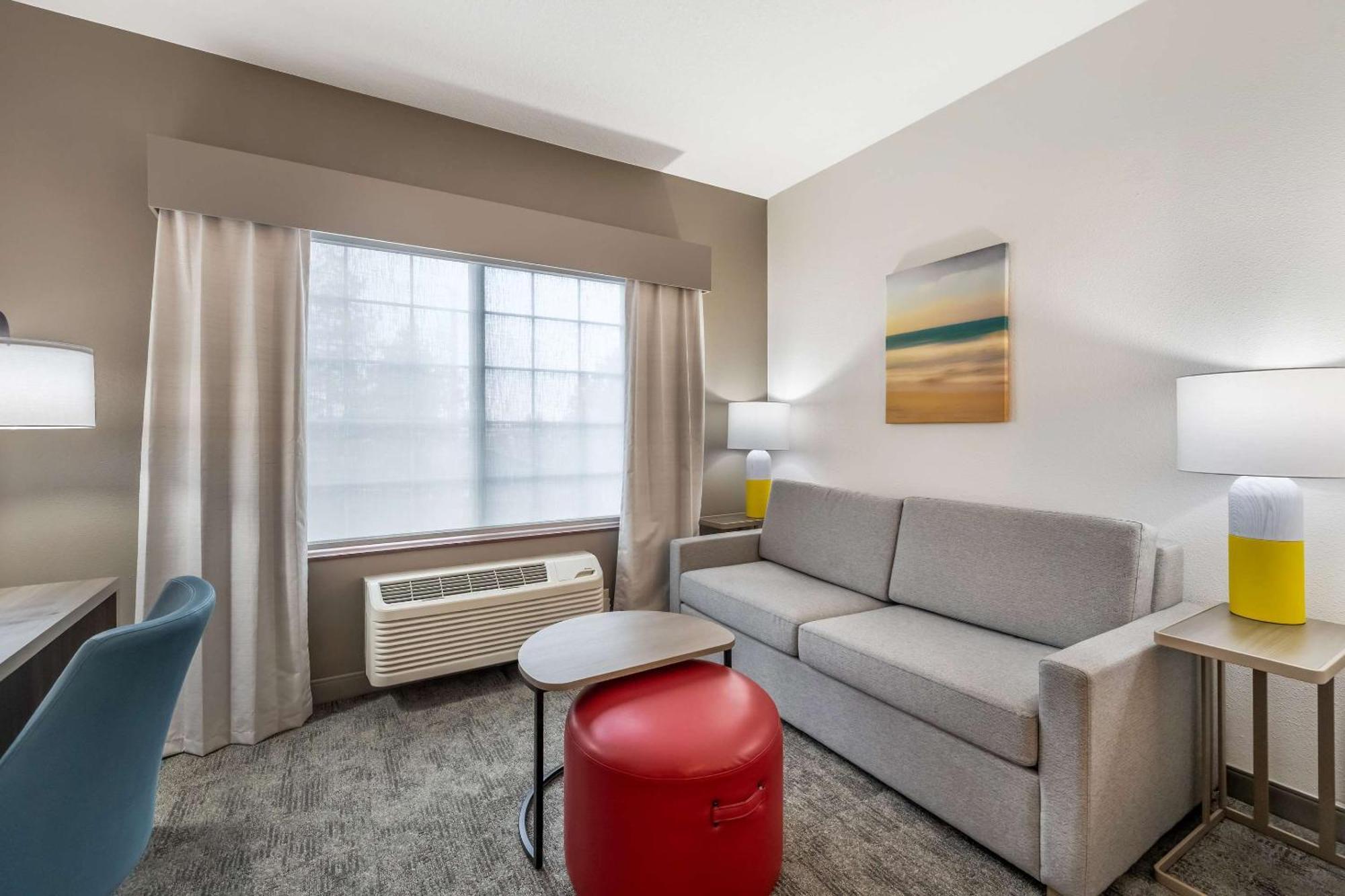 Comfort Suites Redmond Airport Extérieur photo